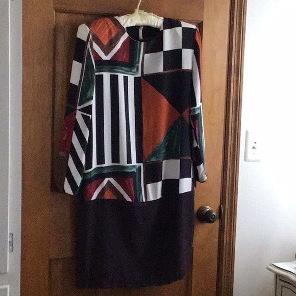 🤶DONATED🤶Black Print Petite Dress